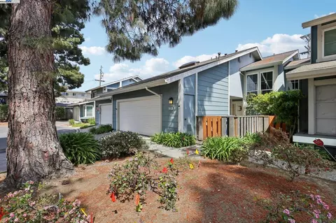 2378 Cheshire Pl, San Leandro, CA 94577