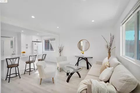 3977 La Cima Rd, El Sobrante, CA 94803