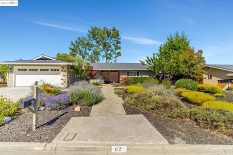 62 Warfield Dr, Moraga, CA 94556 photo 1