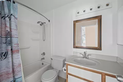 Bath - 405 Lighthouse Dr, Vallejo, CA 94590 photo 1 of 1