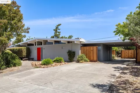 3731 Merridan Dr, Concord, CA 94518