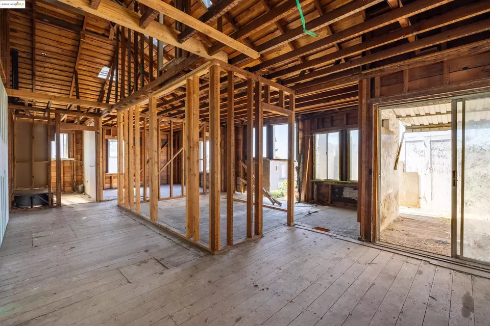 Other - 7541 Outlook Ave, Oakland, CA 94605 photo 2 of 13