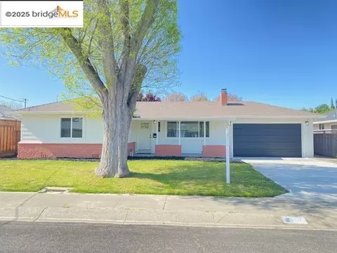 2157 S Holbrook Dr, Concord, CA 94519