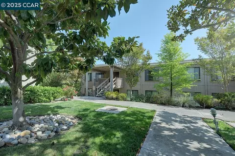 1300 Singingwood Ct #3, Walnut Creek, CA 94595