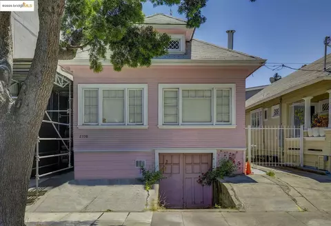 2338 Waverly St, Oakland, CA 94612