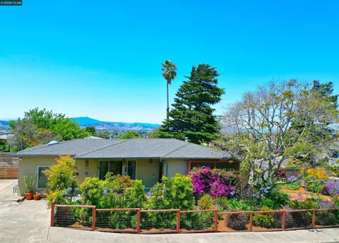 5880 Hazel Ave, Richmond, CA 94805