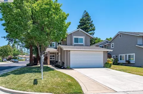 3841 Kamp Dr, Pleasanton, CA 94588 photo 1