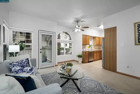 Living - 1407 Forest Run, Hercules, CA 94547 photo 3 of 5