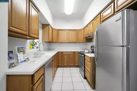 Kitchen - 1407 Forest Run, Hercules, CA 94547 photo 1 of 2