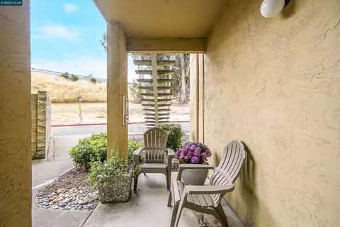 Exterior - 1407 Forest Run, Hercules, CA 94547 photo 2 of 10