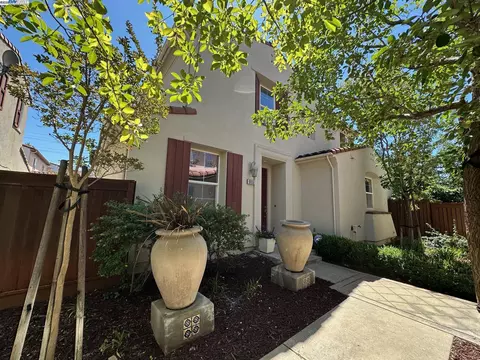 9808 Belladonna Dr, San Ramon, CA 94582