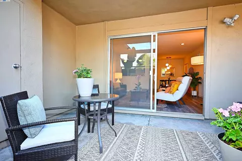 Exterior - 1333 Webster St #A107, Alameda, CA 94501 photo 4 of 6