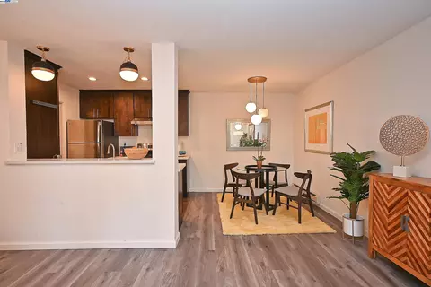 Dining - 1333 Webster St #A107, Alameda, CA 94501 photo 5 of 5