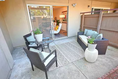 Exterior - 1333 Webster St #A107, Alameda, CA 94501 photo 2 of 6