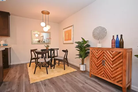 Dining - 1333 Webster St #A107, Alameda, CA 94501 photo 4 of 5