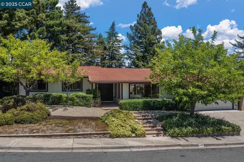 140 Warfield Dr, Moraga, CA 94556 photo 1