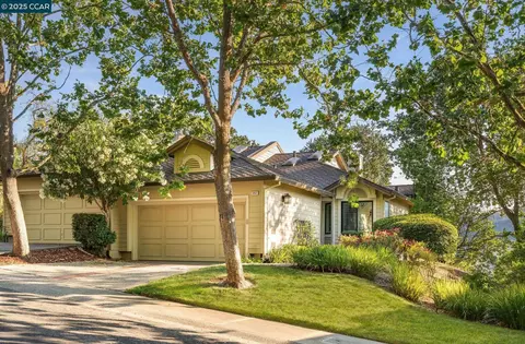 1957 Beacon Ridge Ct, Walnut Creek, CA 94597
