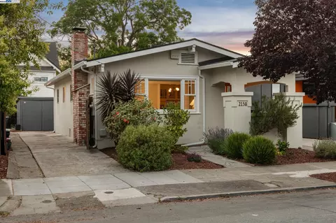 2138 Byron, Berkeley, CA 94702 photo 1