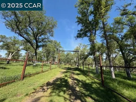 5098 Cantle Rd, Copperopolis, CA 95228 photo 5