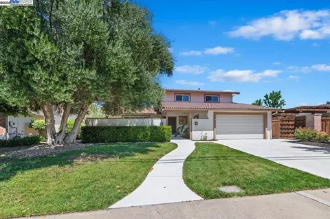 3428 Sugarberry Ln, Walnut Creek, CA 94598