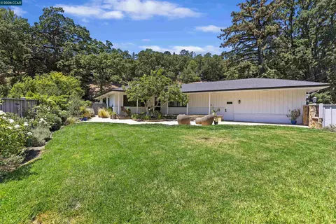 3363 Springhill Rd, Lafayette, CA 94549 photo 1