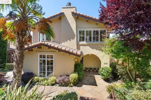 1016 Grizzly Peak Blvd, Berkeley, CA 94708 photo 1