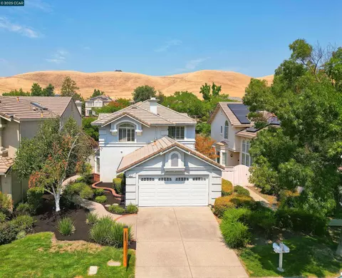 721 Glasgow Cir, Danville, CA 94526