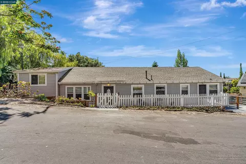 2230 Pomona Ave, Martinez, CA 94553