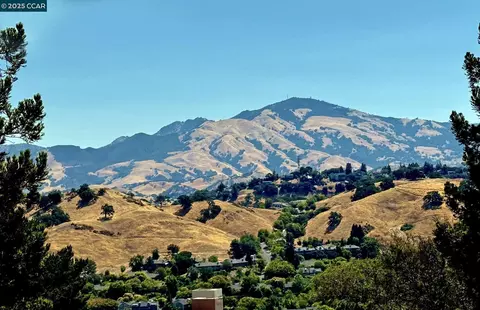 1824 Stanley Dollar Dr #4C, Walnut Creek, CA 94595