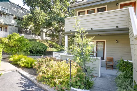 700 Suntree Ln #707, Pleasant Hill, CA 94523