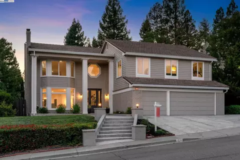 25 Mackenzie, Danville, CA 94526