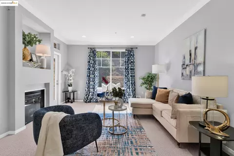 300 Caldecott #216, Oakland, CA 94618