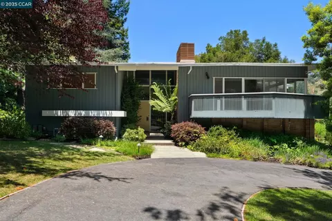 3806 Palo Alto Dr, Lafayette, CA 94549
