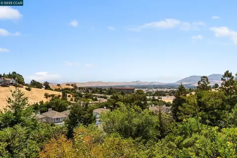 2058 Marazzani Dr, Martinez, CA 94553
