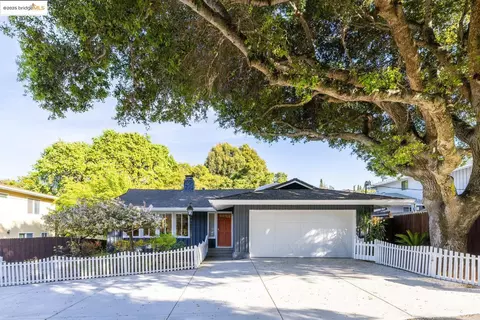 25 Cavoretto Ln, El Sobrante, CA 94803
