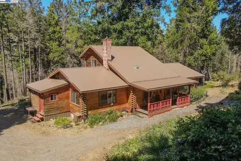1004 Friedrich Rd, Burnt Ranch, CA 95527