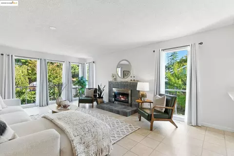 1155 Kelvin Rd, El Sobrante, CA 94803