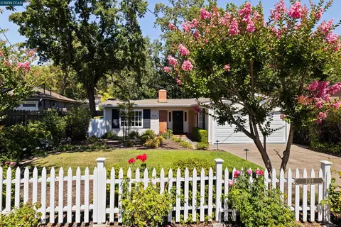 1016 Dyer Dr, Lafayette, CA 94549 photo 1