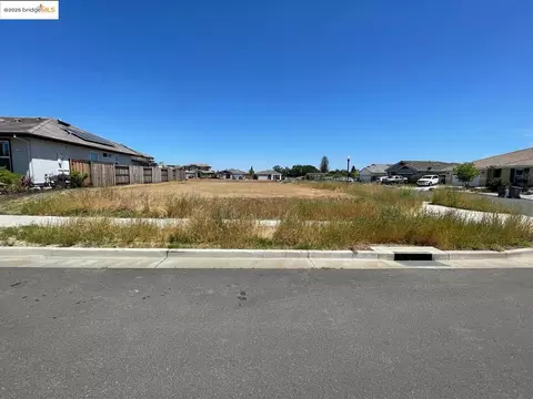 771 Graf Way, Winters, CA 95694