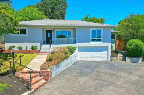 10 Westminster Pl, Lafayette, CA 94549