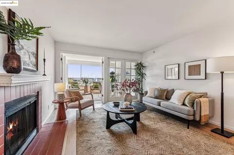 1300 Quarry Ct #115, Richmond, CA 94801