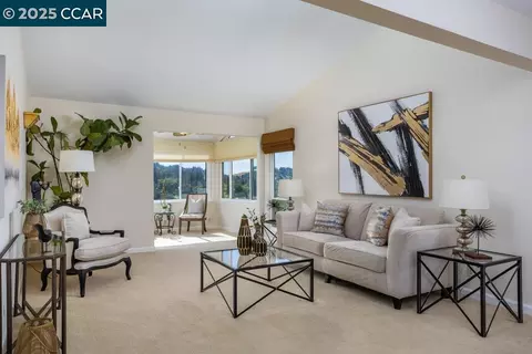 3520 Rossmoor Pkwy #3, Walnut Creek, CA 94595