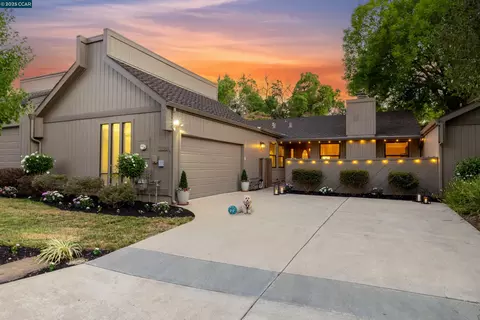 3136 Lippizaner Ln, Walnut Creek, CA 94598
