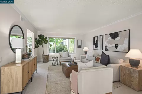 2016 Golden Rain Rd # 3, Walnut Creek, CA 94595
