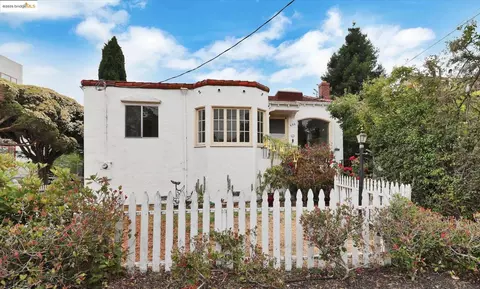 536 Pomona Ave, Albany, CA 94706