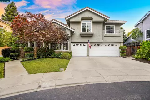405 Triomphe Ct, Danville, CA 94506
