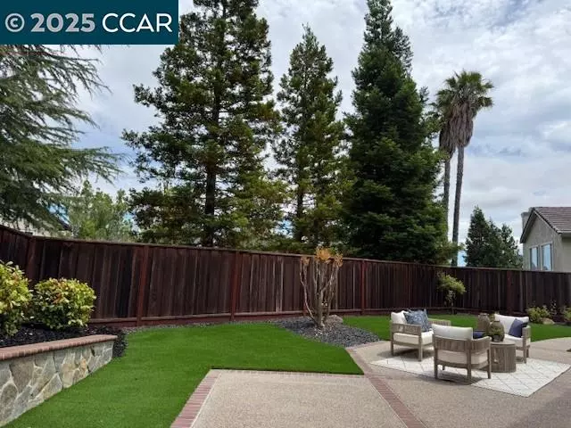 Exterior - 4368 Mansfield Dr, Danville, CA 94506 photo 4 of 4