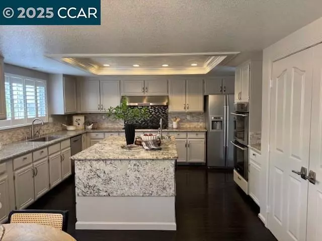 Kitchen - 4368 Mansfield Dr, Danville, CA 94506 photo 4 of 4