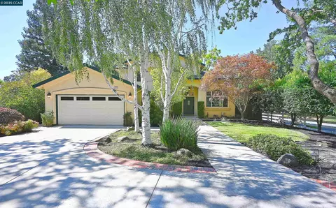 204 Sequoia Ave, Walnut Creek, CA 94595