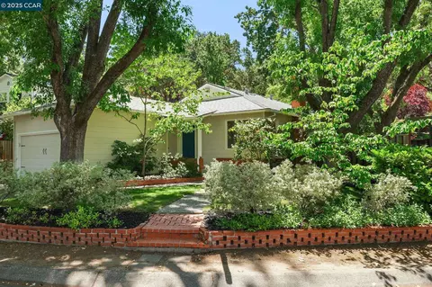 71 Maple Ln, Walnut Creek, CA 94595